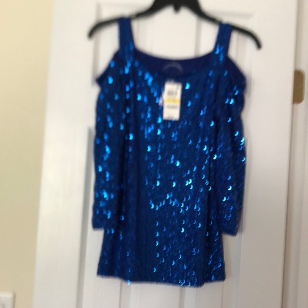 Ladies top size petite medium blue with rinstones